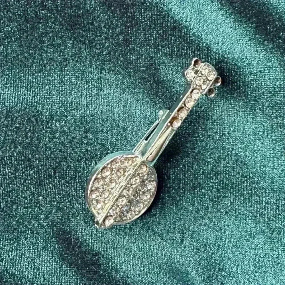 Silver Rhinestone Banjo Pin - Picture 3 of 3